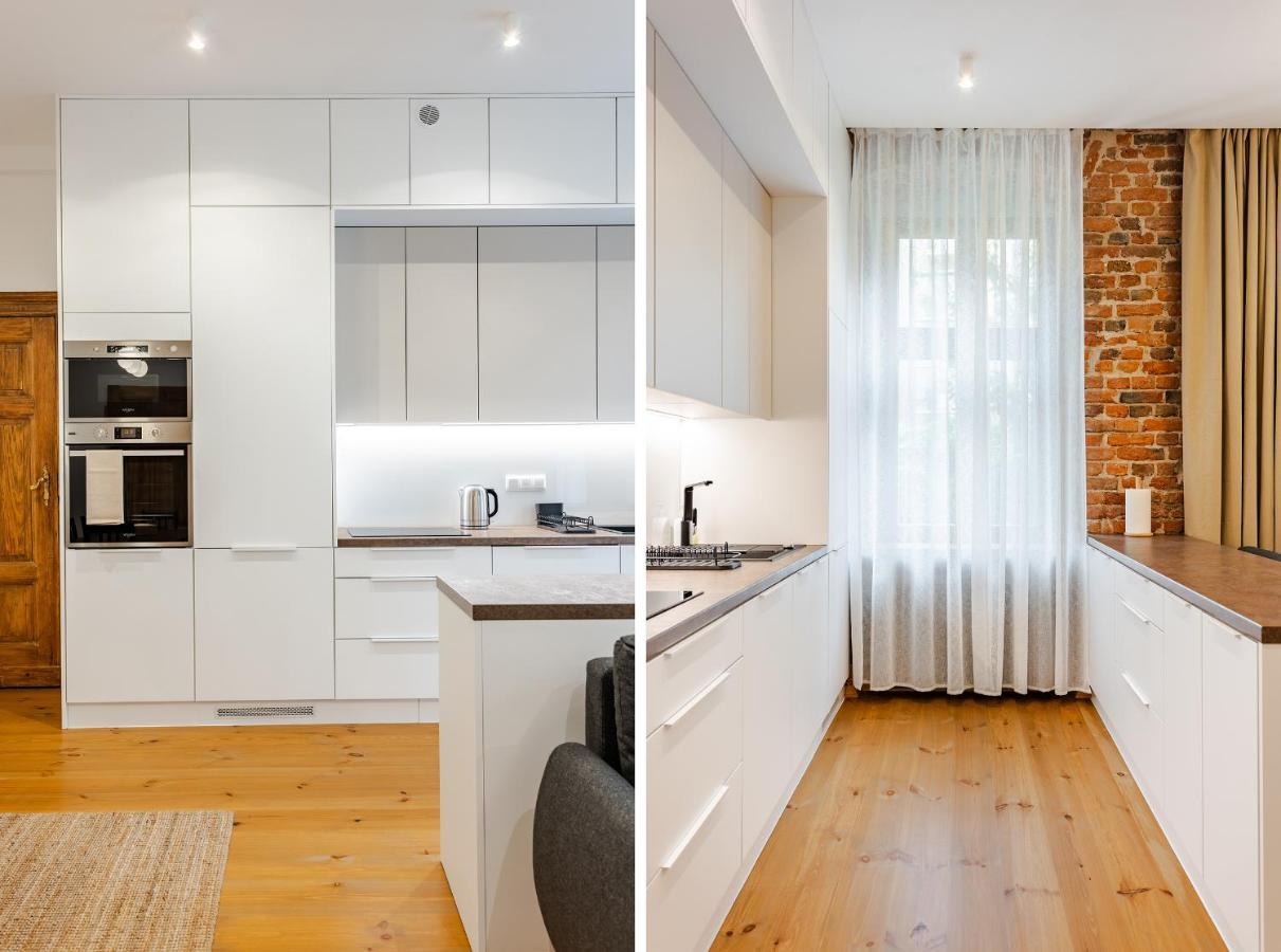Two Bedroom Very Berry Apartment In Poznan With Desk By Noclegi Renters Eksteriør bilde